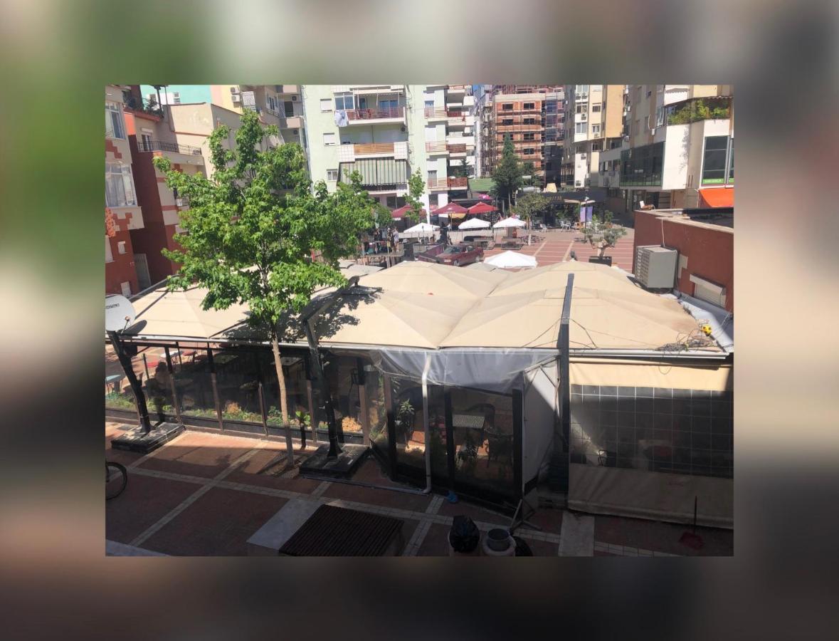 New New Bazaar Apartment Tirana Bagian luar foto