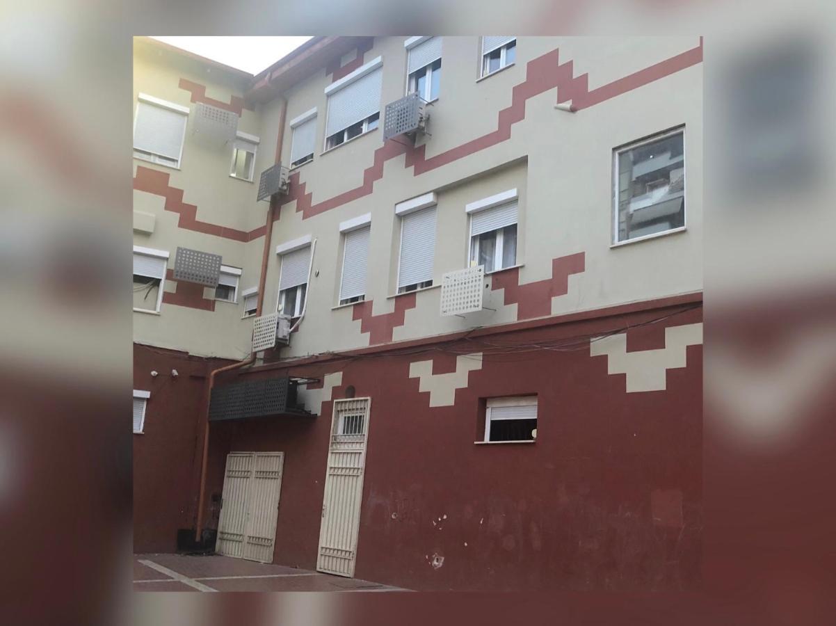 New New Bazaar Apartment Tirana Bagian luar foto