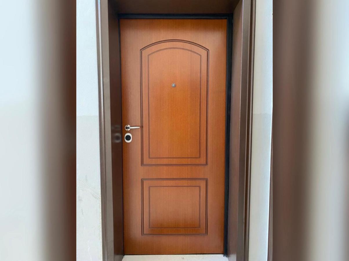 New New Bazaar Apartment Tirana Bagian luar foto