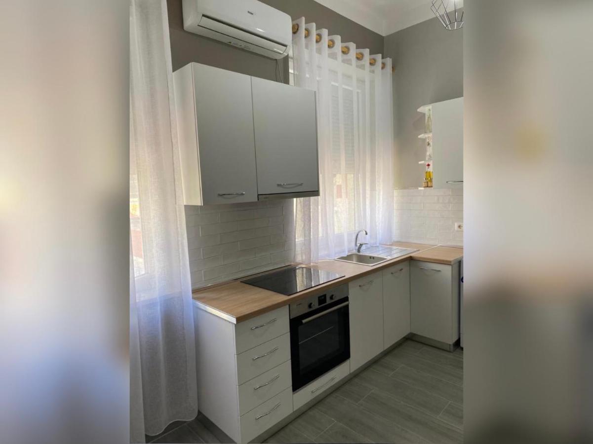 New New Bazaar Apartment Tirana Bagian luar foto