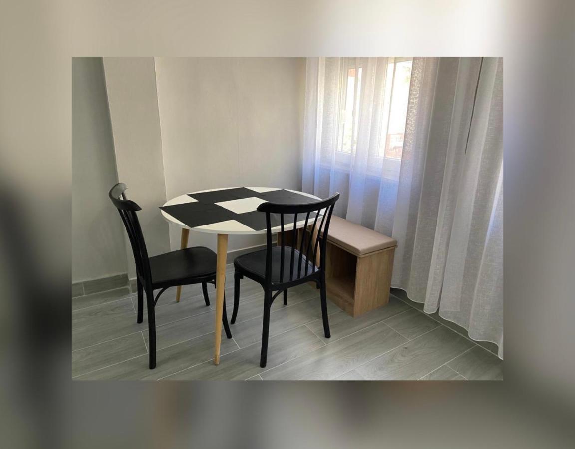 New New Bazaar Apartment Tirana Bagian luar foto